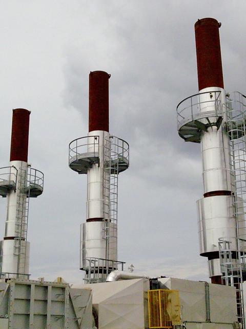 Exhaust silencers for endothermic engines, turbines and boilers.
